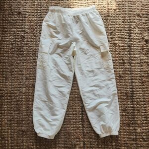 NWT White cargo pants F21 Size Large